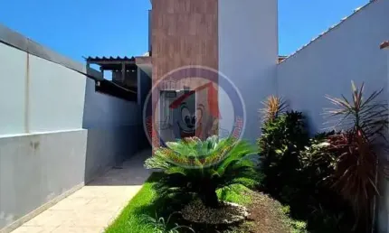 Sobrado com 2 dorms, Vera Cruz, Mongaguá - R$ 389 mil, Cod: 5748-3