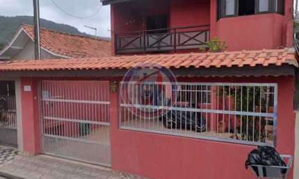 Sobrado com 3 dorms, Vila São Paulo, Mongaguá - R$ 600 mil, Cod: 5012-8