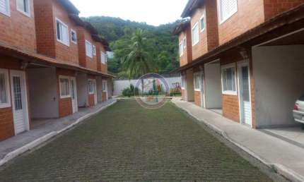 Sobrado de Condomínio com 3 quartos, Vila São Paulo, Mongaguá - R$ 320 mil, Cod: 7339-6