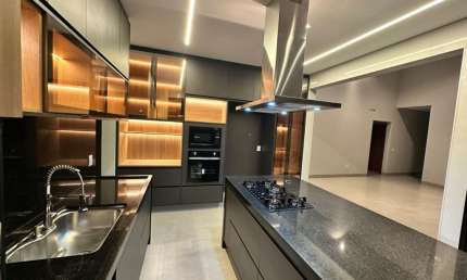 CASA TÉRREA 3 SUÍTES - CONDOMÍNIO QUINTA DOS VENTOS