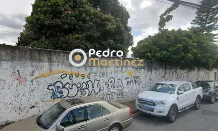 Terreno à venda na Rua Tijucas do Sul, Jardim Cocaia, Guarulhos