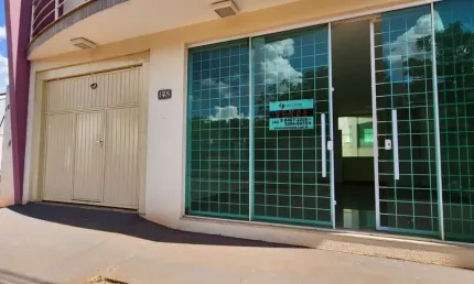 Sala comercial com 1 sala à venda na Rua João Vercesi, Zona 06, Maringá, 39 m2 por R$ 195.000