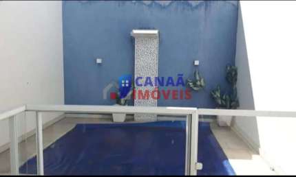 Casa em condomínio fechado com 3 quartos à venda no Jardim Holanda, Uberlândia , 180 m2 por R$ 810.000