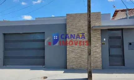 Casa com 3 quartos à venda no Jardim Canaã, Uberlândia 