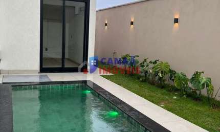Casa 3 suítes c/ piscina Condomínio Fechado Raros Alto Umuarama!