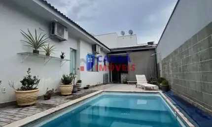 Casa  3 suítes c/ piscina aquecida área nobre bairro santa mônica