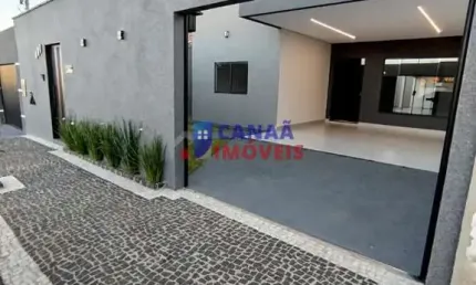 Casa com 3 quartos à venda no Jardim Holanda, Uberlândia , 140 m2 por R$ 650.000