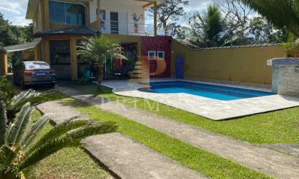 Sobrado para Venda em Bertioga, Boraceia, 5 dormitórios, 1 suíte, 2 banheiros, 7 vagas