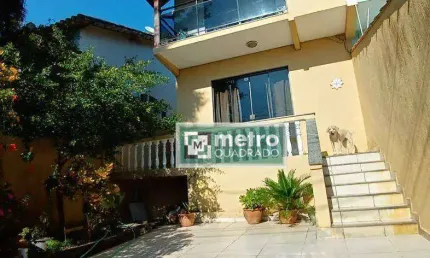 Casa com 2 quartos à venda na Rua dos Periquitos, 95, Residencial Camping do Bosque, Rio das Ostras