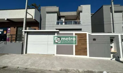 Casa com 3 dormitórios à venda, 180 m² por R$ 780.000,00 - Costazul - Rio das Ostras/RJ