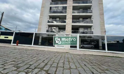 Excelente apartamento de  à venda em Costazul - Rio das Ostras - RJ Apartamento composto por 02 quartos com varanda (sendo 01 suíte), sala ampla, vara