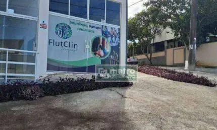 Sala comercial para alugar na Rua Francisco Adalberto Turri, 38, Maria Turri, Rio das Ostras