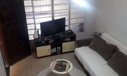 Sobrado com 3 dormitórios - Parque Maria Domitila - São Paulo-SP.
