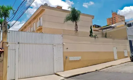 Casa com 2 quartos à venda na Rua Jamanxim, 128, Vila Mangalot, São Paulo
