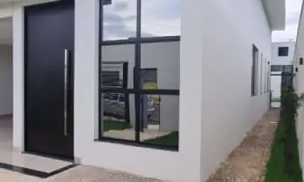 Casa com 3 quartos à venda no Jardim Karaíba, Uberlândia 