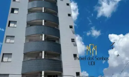 Apartamento à venda no bairro Saraiva, Uberlândia-MG: 2 quartos, sala, banheiro, 1 vaga, 61m². Confira!