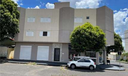 Ponto comercial à venda no Tibery, Uberlândia  por R$ 2.500.000