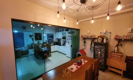Apartamento com 4 quartos à venda no Santa Mônica, Uberlândia , 180 m2 por R$ 750.000