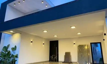 Casa com 3 quartos à venda em Laranjeiras, Uberlândia , 202 m2 por R$ 1.800.000