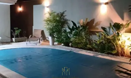 Casa com 3 quartos à venda no Jardim das Palmeiras, Uberlândia  por R$ 2.600.000