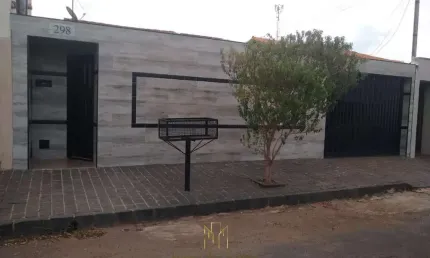 Casa com 3 quartos à venda no Conjunto Segismundo Pereira, Uberlândia , 300 m2 por R$ 610.000