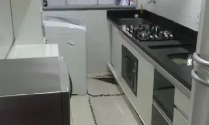 Apartamento à venda em Uberlândia-MG, Tibery: 2 quartos, sala, garagem, 59m² de área. Venha conferir!