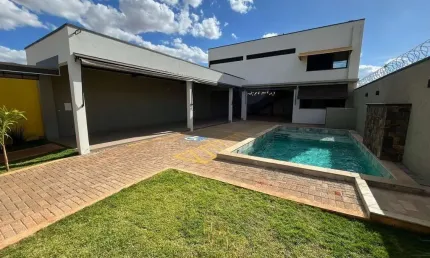 Ponto comercial à venda no Novo Mundo, Uberlândia , 300 m2 por R$ 1.200.000