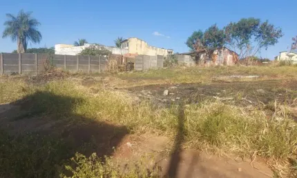 Terreno à venda no Jaraguá, Uberlândia  por R$ 800.000