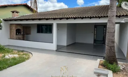 Casa com 3 quartos à venda na Cidade Jardim, Uberlândia , 250 m2 por R$ 630.000