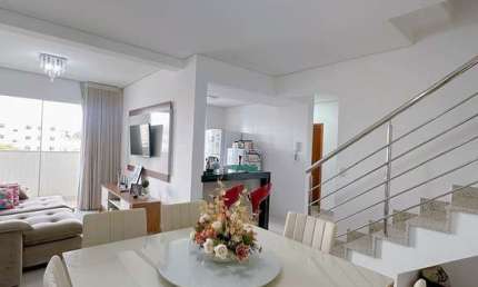 Imperdível: Apartamento de luxo com 4 quartos e 3 suítes no bairro Brasil em Uberlândia-MG. 198m², 5 banheiros e 4 vagas!