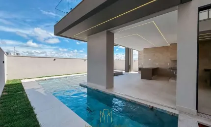 Luxuosa mansão de 4 suítes no condomínio Terras Altas, Jardim Sul, Uberlândia-MG: 335m², 6 banheiros, 5 vagas.
