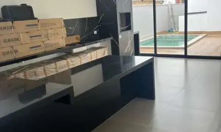 Condomínio Splendido: Luxo e Conforto no Jardim Botânico, Uberlândia-MG - Casa 3 Quartos, 3 Suítes, 1 Sala, 3 Banheiros, 2 Vagas, 210m².