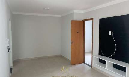 Apartamento à venda em Uberlândia-MG, Jardim América I: 2 quartos, 1 suíte, 1 vaga, 53m² de área