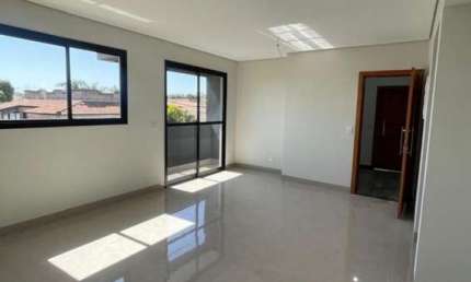 Venda de Apartamento de 3 Quartos com Suíte e 2 Vagas no Tibery, Uberlândia-MG: Aproveite já!