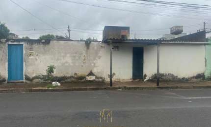 Terreno comercial à venda em Uberlândia-MG, bairro Vigilato Pereira  253,99 m² de área