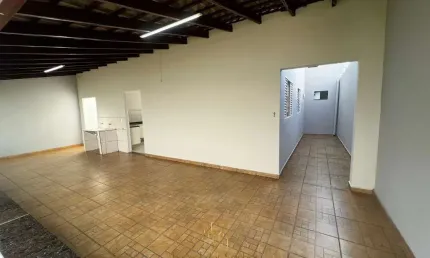 Imperdível oportunidade: Casa à venda em Uberlândia-MG, Jardim Brasília! 3 quartos, 1 suíte, 1 sala, 2 banheiros, 3 vagas, 170m².