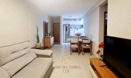 Apartamento à venda em Uberlândia-MG, Jardim Europa: 2 quartos, 1 suíte, 2 banheiros, 60m². Aproveite!
