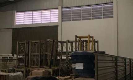 Galpão Comercial à Venda em Uberlândia-MG - Bairro Alto Umuarama  530,00m² de Área Aguardam por Você!