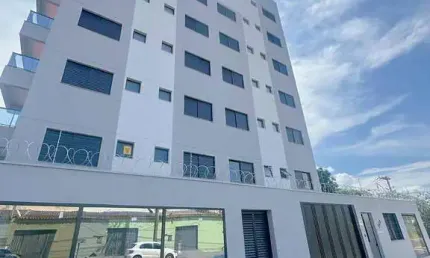Apartamento à venda em Uberlândia-MG, bairro Daniel Fonseca: 2 quartos, 1 suíte, 2 banheiros, 2 vagas de garagem, 60m².