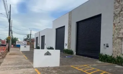 Galpão Comercial para Locação em Uberlândia-MG  Localizado no Shopping Park  Estrutura moderna e espaçosa!