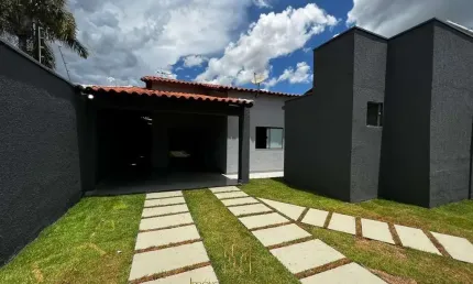 Espetacular Casa à Venda em Uberlândia-MG, Jardim Europa  3 Quartos, 1 Suíte, 3 Banheiros, 4 Vagas, 180m²