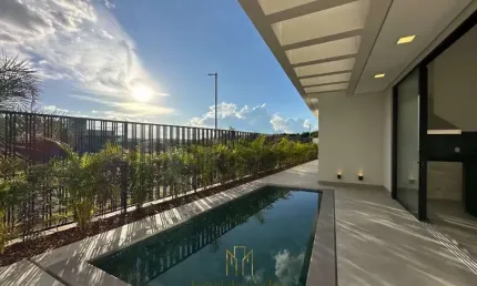 Condomínio Alphaville 1 à venda em Uberlândia-MG - Granja Marileusa  4 quartos, 4 suítes, 3 vagas, 243m² de área!