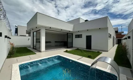 Condomínio Arts: Casa de Luxo e Conforto em Laranjeiras, Uberlândia-MG - 3 quartos, 3 suítes, 248,20m² - Venda!