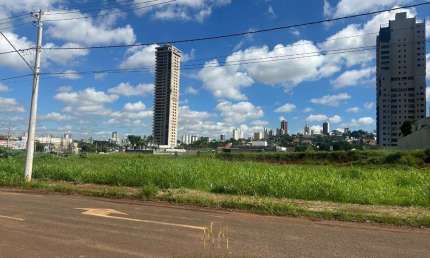 Terreno de 5.100 m² na Morada da Colina em Uberlândia-MG: a oportunidade que você estava procurando!