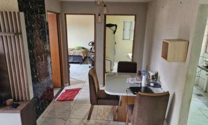Imperdível oportunidade de investimento! Apartamento à venda em Uberlândia-MG, Tocantins com 2 quartos, 1 sala, 1 banheiro e 1 vaga de garagem.