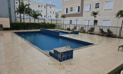 Imperdível oportunidade! Apartamento à venda em Uberlândia-MG, no bairro Grand Ville: 2 quartos, 1 sala, 1 banheiro, 1 vaga de garagem.