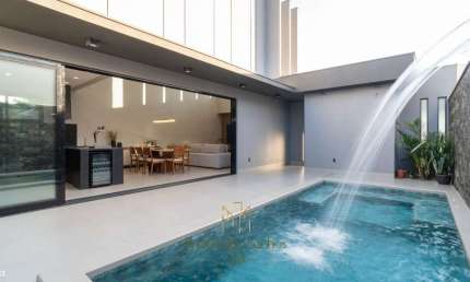 Condomínio Splendido: Luxo e Conforto em Uberlândia-MG, 3 suítes, 4 vagas, 191m² no Jardim Botânico. Venha conferir!