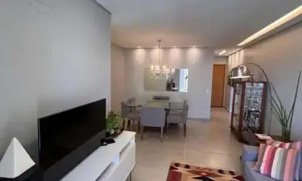 Muito bem localizado no bairro Santa Mônica, Possuindo uma ampla área útil com: 90,00m². São 3 quartos sendo 1 suíte, 1 banheiro social, sala ampla em 2 ambientes com ifra para ar condicionado, cozinh