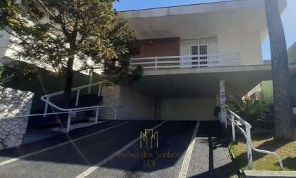 Imperdível Casa Comercial à Venda em Uberlândia-MG, Bairro Lídice: 4 Quartos, 2 Suítes, 3 Salas, 4 Banheiros, 6 Vagas, 431m²