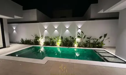 Condomínio Splendido: Luxuoso imóvel de 3 suítes no Jardim Botânico, Uberlândia-MG - 214m², 4 vagas de garagem.